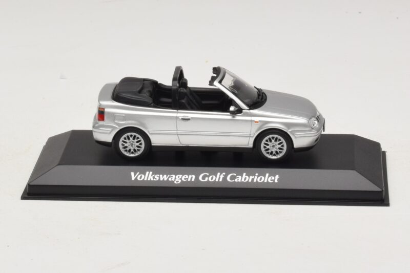 Volkswagen Golf Mk4 Cabriolet Silber Maxichamps 1:43 940058331 Metall