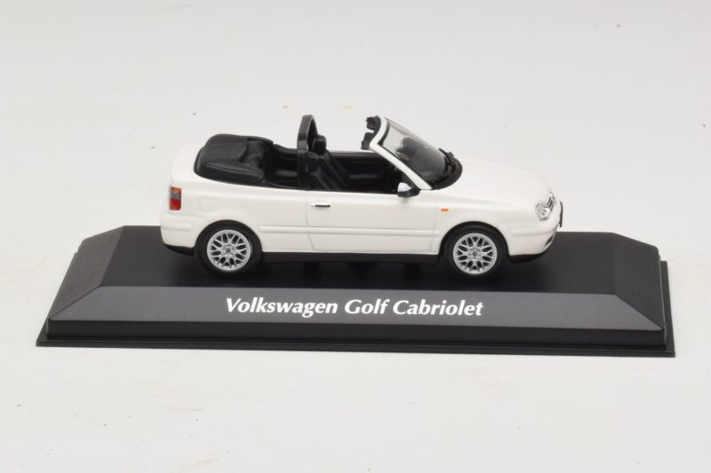 Volkswagen Golf Mk4 Cabriolet Weiss Maxichamps 1:43 940058330 Metall