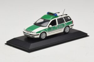 Volkswagen Golf Mk4 Variant Polizei Minichamps 1:43 430056090 Metall – Bild 2 von 5