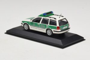 Volkswagen Golf Mk4 Variant Polizei Minichamps 1:43 430056090 Metall – Bild 3 von 5