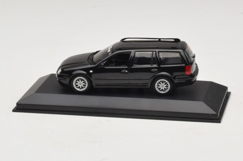 Volkswagen Golf Mk4 Variant Sport Highline BBS Edition Schwarz Ersatzkarton Minichamps 1:43 GOLF008-R1 Metall