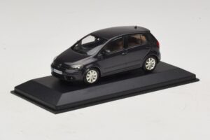 Volkswagen Golf Plus Mk5 Schwarz Minichamps 1:43 GOLF007 Metall – Bild 2 von 5