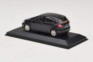 Volkswagen Golf Plus Mk5 Schwarz Minichamps 1:43 GOLF007 Metall – Bild 3 von 5