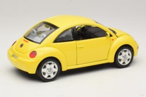 Volkswagen New Beetle A4 Gelb Bburago 1:18 3302 Metall – Bild 3 von 8