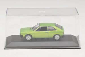 Volkswagen Scirocco Mk1 Grün Metallic Ersatzkarton Maxichamps 1:43 940050420-R1 Metall – Bild 4 von 5