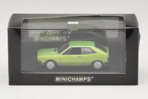 Volkswagen Scirocco Mk1 Grün Metallic Ersatzkarton Maxichamps 1:43 940050420-R1 Metall – Bild 5 von 5