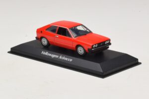 Volkswagen Scirocco Mk1 Rot Maxichamps 1:43 940050422 Metall – Bild 3 von 5