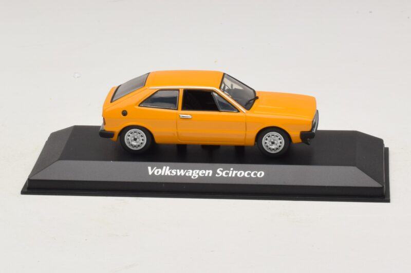 Volkswagen Scirocco Mk1 Gelb Maxichamps 1:43 940050424 Metall
