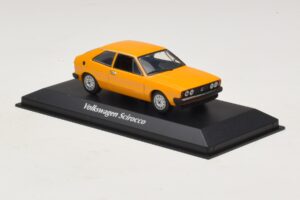 Volkswagen Scirocco Mk1 Gelb Maxichamps 1:43 940050424 Metall – Bild 3 von 5