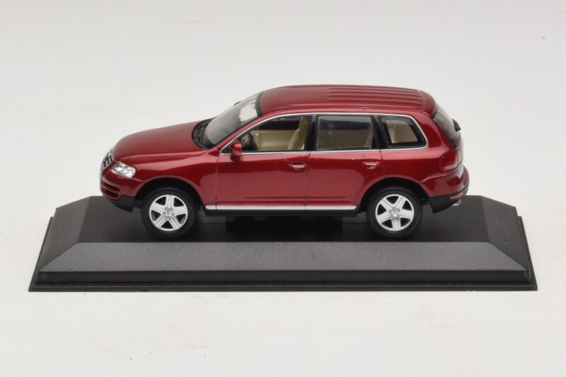 Volkswagen Touareg 7L Rot Minichamps 1:43 TOUAREG003 Metall