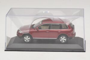 Volkswagen Touareg 7L Rot Minichamps 1:43 TOUAREG003 Metall – Bild 4 von 5