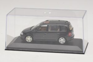Volkswagen Touran 1T Schwarz Minichamps 1:43 TOURAN005 Metall – Bild 4 von 5