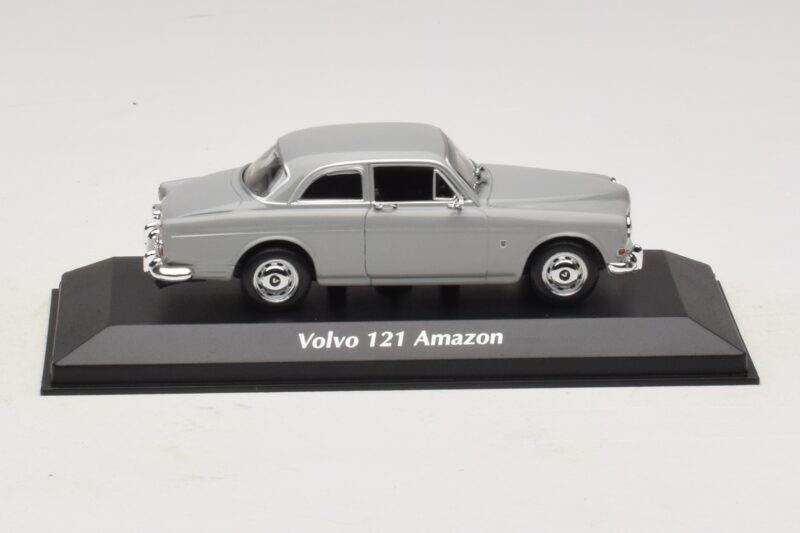 Volvo 121 Amazon Grau Maxichamps 1:43 Volvo 121 Amazon Grau Maxichamps 1:43 940171000 Metall