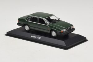 Volvo 740 Dunkelgrün Maxichamps 1:43 940171700 Metall – Bild 3 von 5